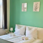 Raha Apartments - Charmantes Studio-Apartment - Hbf - Gratis Parkplatz